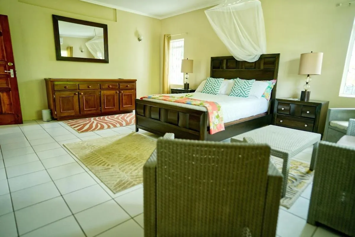 Almarlene House Spacious Home Sea Views Large Pool Cot Cook Gros Islet Holiday home